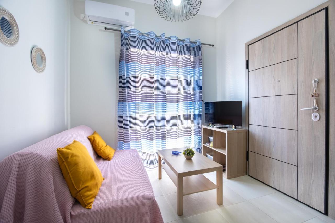 Urban Lifestyle Apartment In Piraeus Exterior photo
